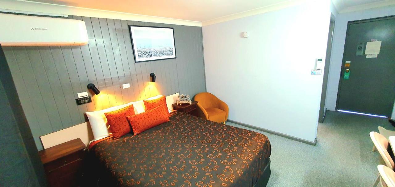 Goldrush Motel Young Cbd Екстериор снимка